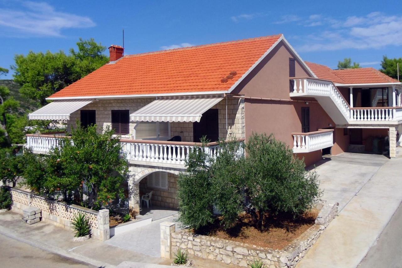 Apartments With A Parking Space Zavalatica, Korcula - 4453 Luaran gambar