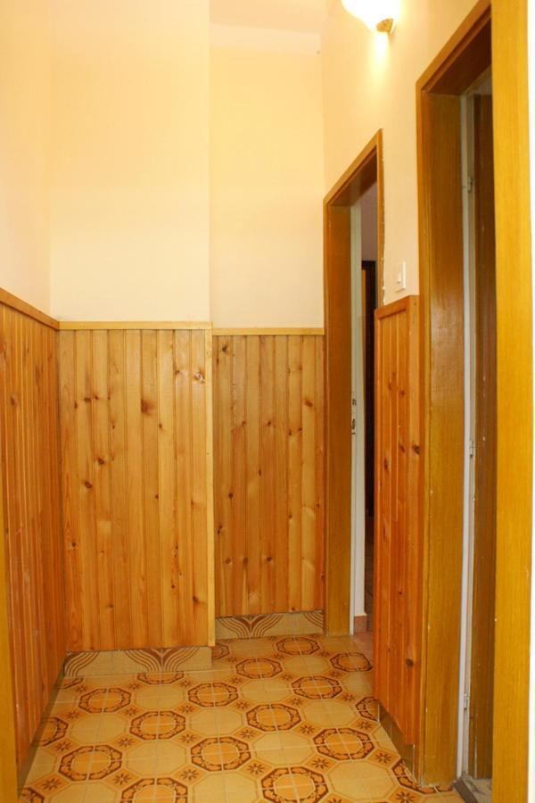 Apartments With A Parking Space Zavalatica, Korcula - 4453 Luaran gambar