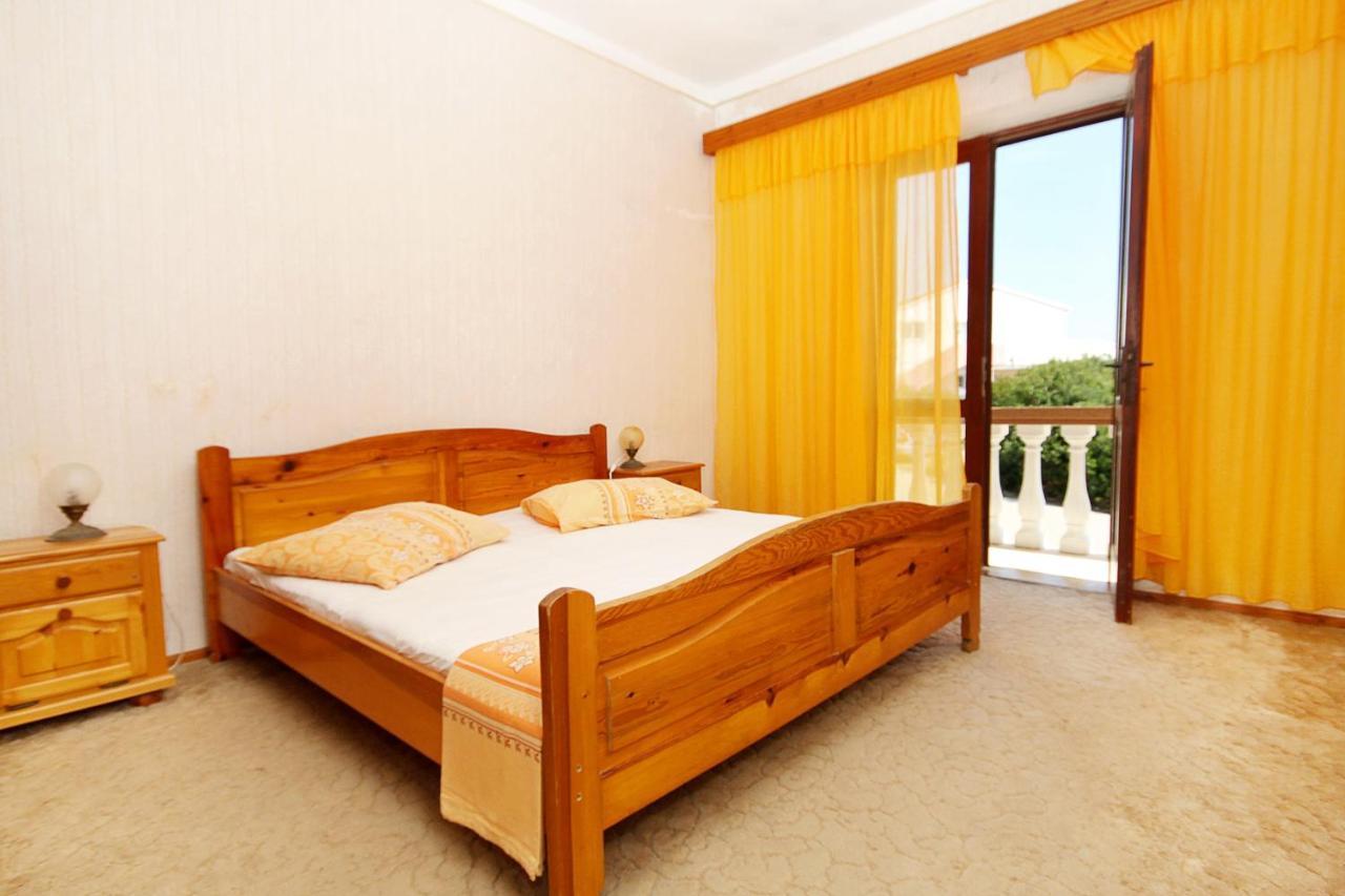 Apartments With A Parking Space Zavalatica, Korcula - 4453 Luaran gambar