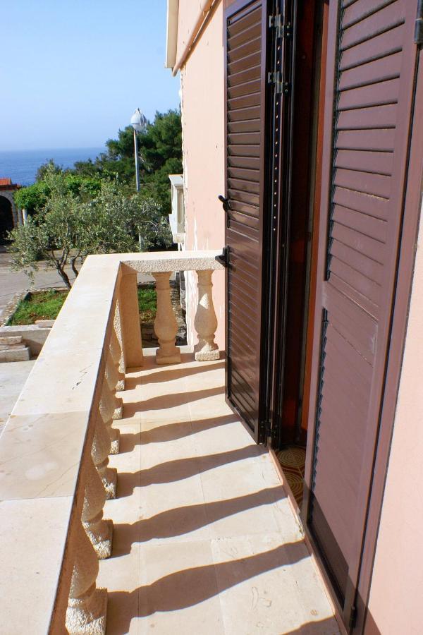 Apartments With A Parking Space Zavalatica, Korcula - 4453 Luaran gambar