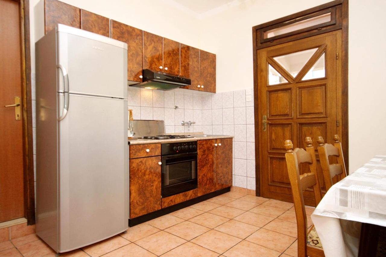 Apartments With A Parking Space Zavalatica, Korcula - 4453 Luaran gambar